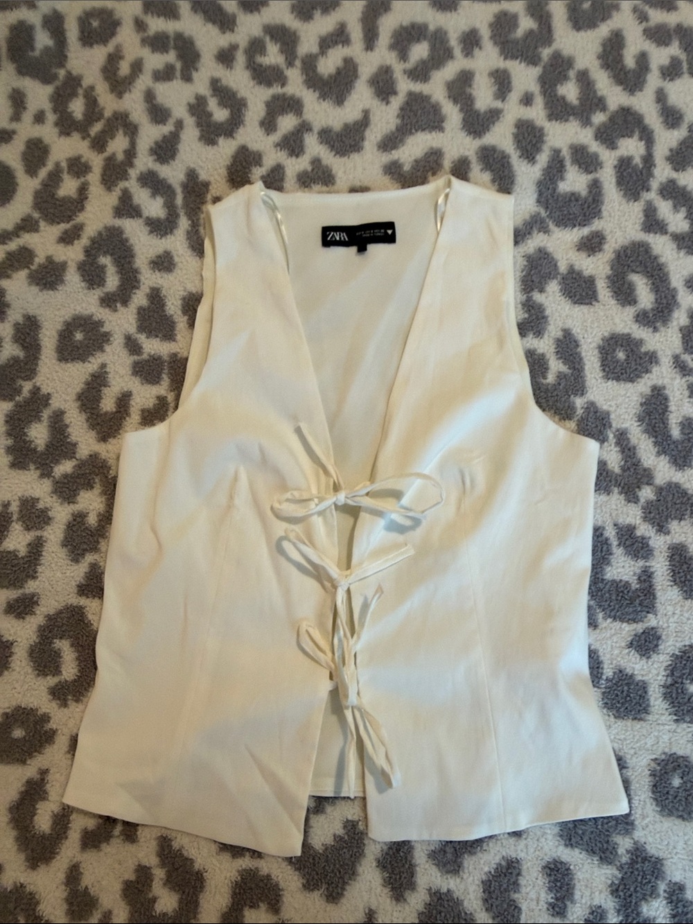 Zara White Tie-Front Sleeveless Tunic Top